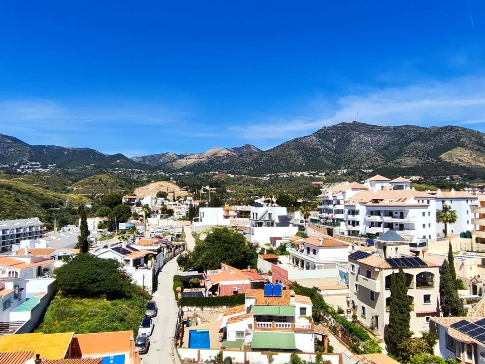 Alessandra 2 Sea View Apartment فوينخيرولا المظهر الخارجي الصورة