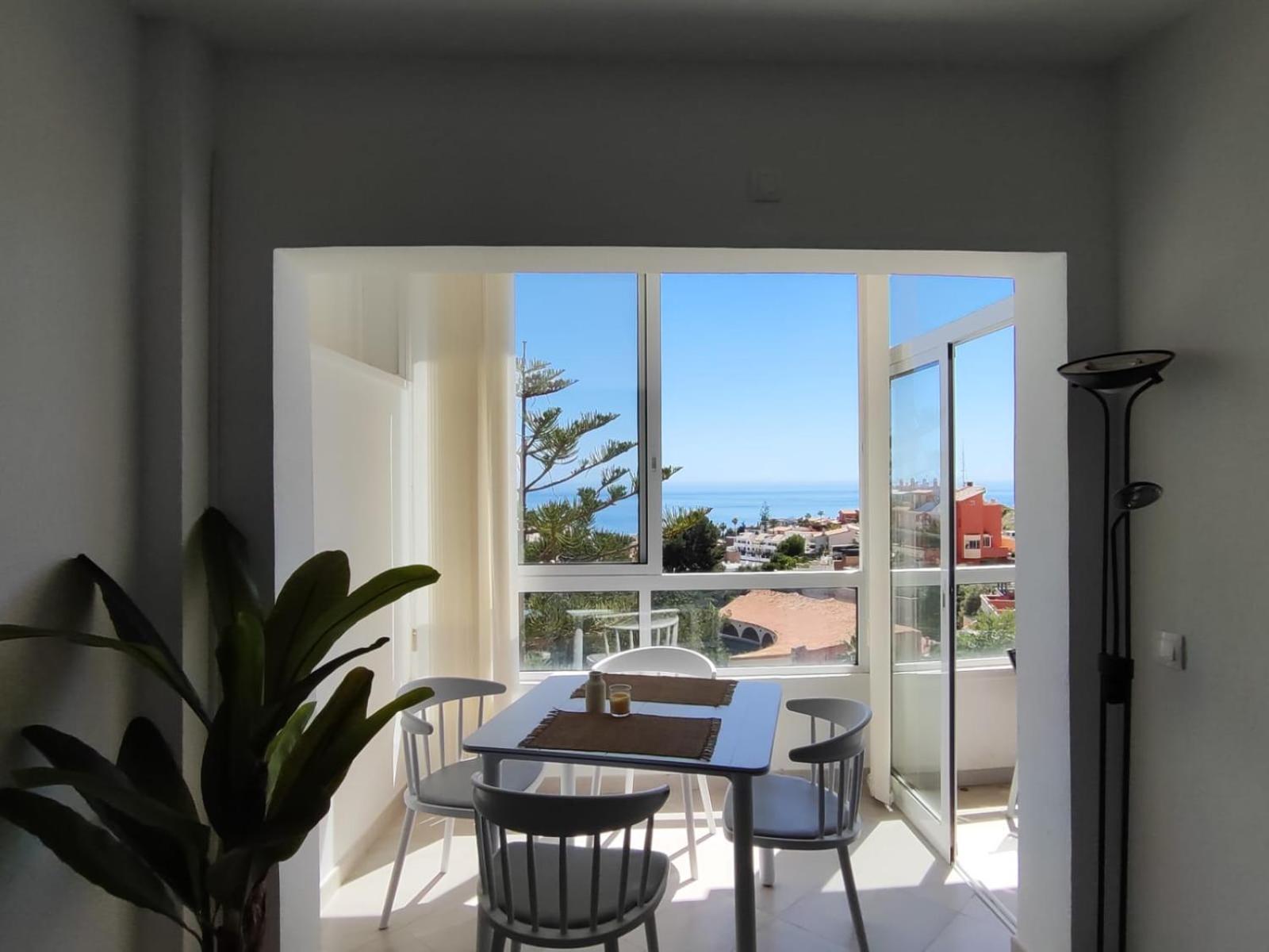 Alessandra 2 Sea View Apartment فوينخيرولا المظهر الخارجي الصورة