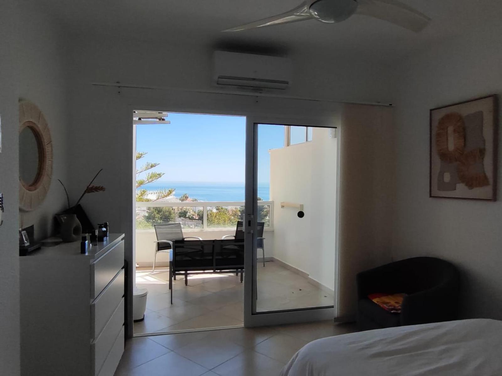 Alessandra 2 Sea View Apartment فوينخيرولا المظهر الخارجي الصورة