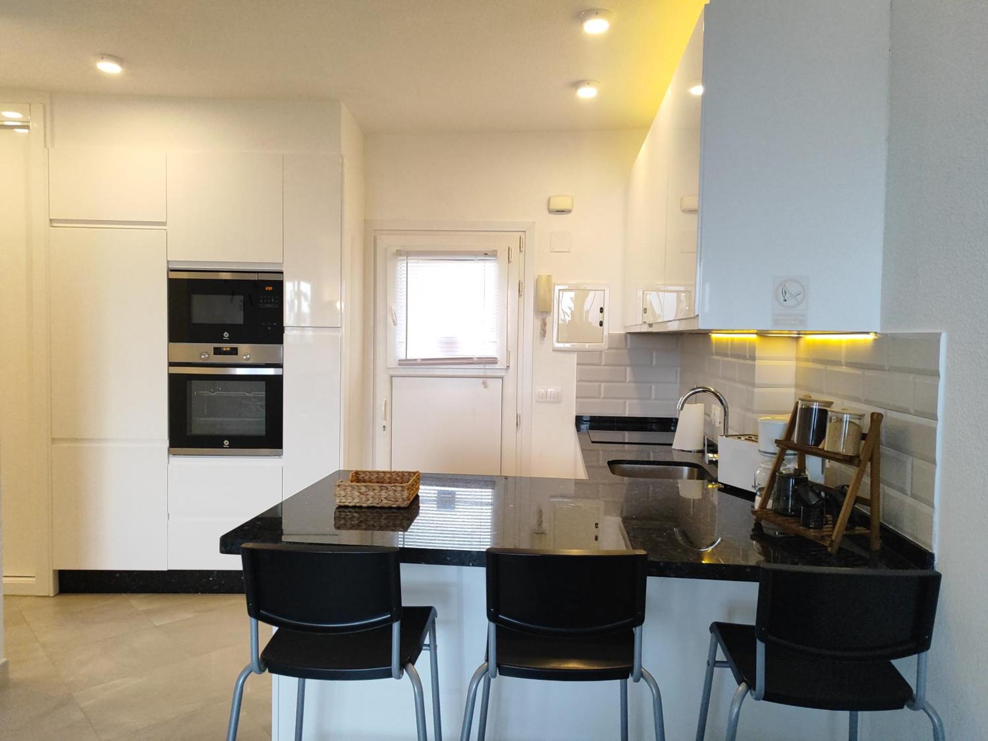 Alessandra 2 Sea View Apartment فوينخيرولا المظهر الخارجي الصورة