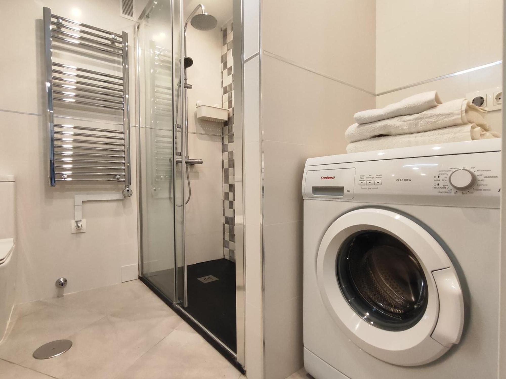 Alessandra 2 Sea View Apartment فوينخيرولا المظهر الخارجي الصورة
